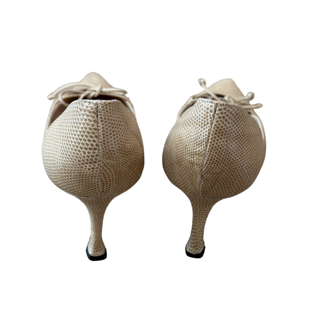 Manolo Blahnik D'Orsay Pumps